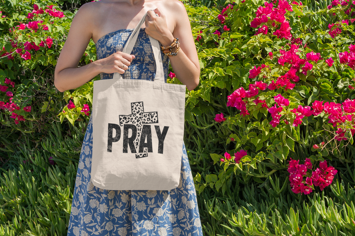 Christian Pray Tote Bag – Bold Scripture Canvas Bag for Women & Bible Study