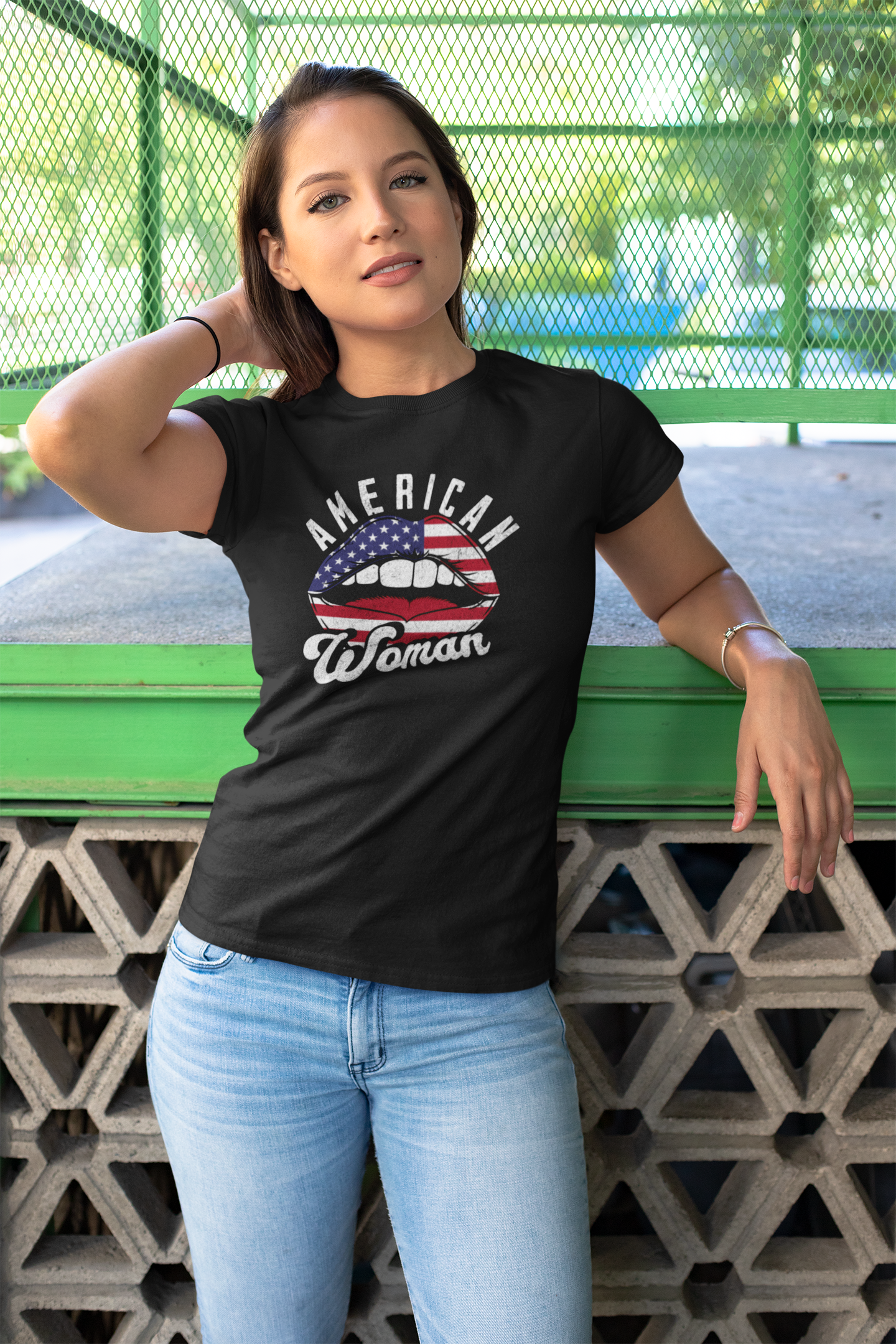 American Woman T-Shirt – Unisex Patriotic Graphic Tee with Bold Lips Design Inspired by Rock & Roll Style